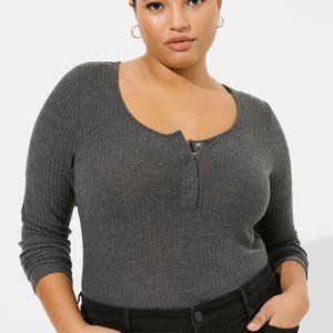 Waffle Snap Henley Long Sleeve Tee; Dark Gray; 00